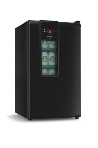 cervejeira-consul-cze12be-preta-frente.jpg Cervejeira Consul CZE12BE preta de frente, com porta de vidro e display digital.