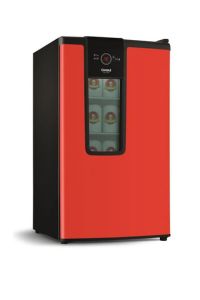 cervejeira-consul-vermelha-czd12av-porta-janela-de-vidro-design.jpg Imagem Cervejeira Consul Vermelha CZD12AV de frente, com porta de vidro e display digital.